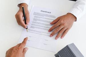 Contratos